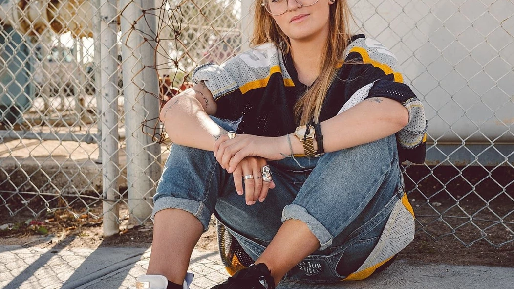 Who is G Flip? Her song 