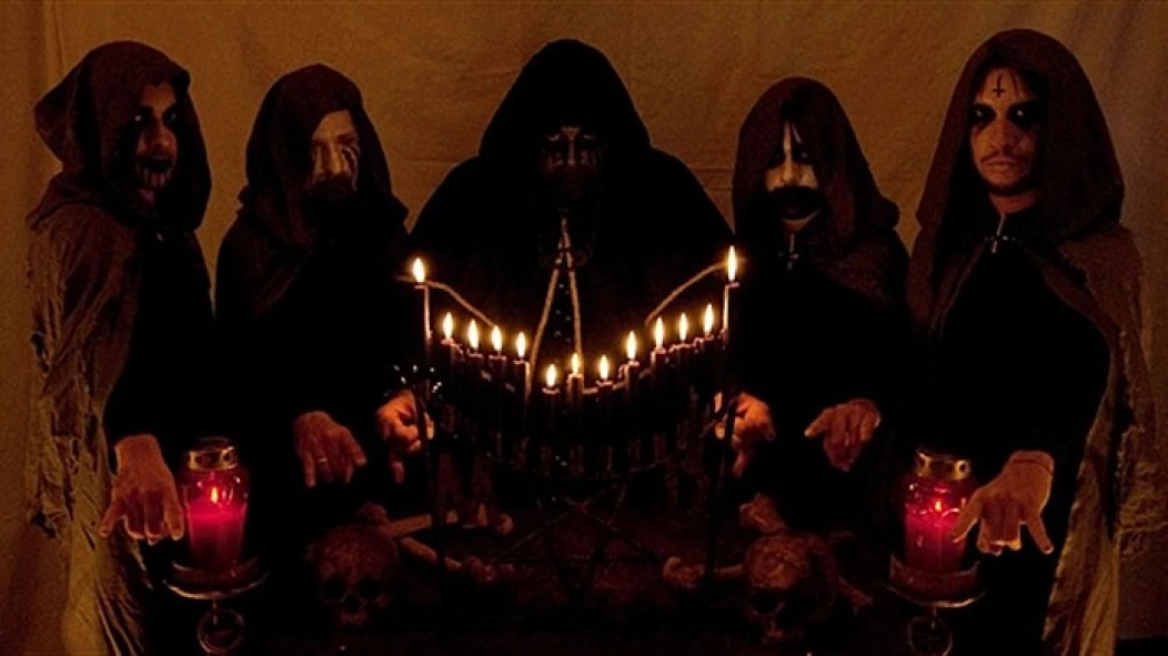 Mortuary Drape announce North American tour with Volahn