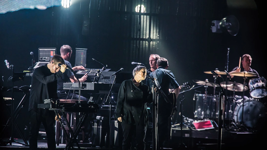 Massive Attack played 'Mezzanine' & more at Radio City (night 1