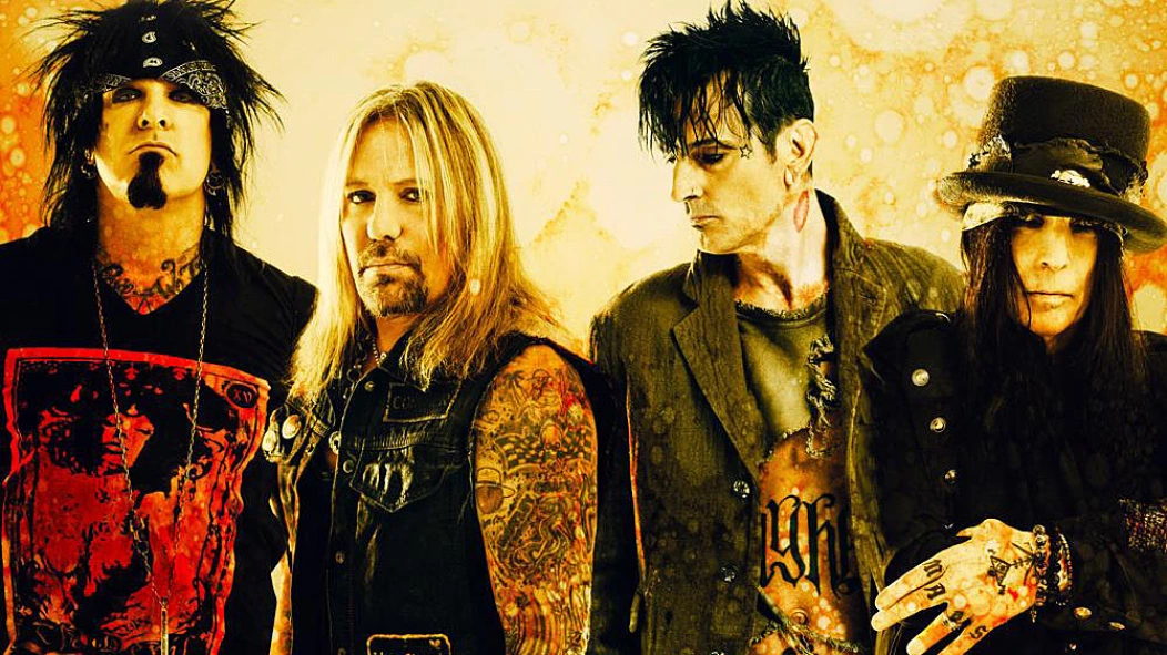 Mötley Crüe members recovering/training for tour, release live