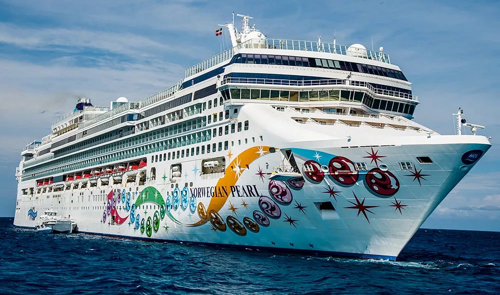 Man went overboard from Headbangers Boat Cruise, still missing