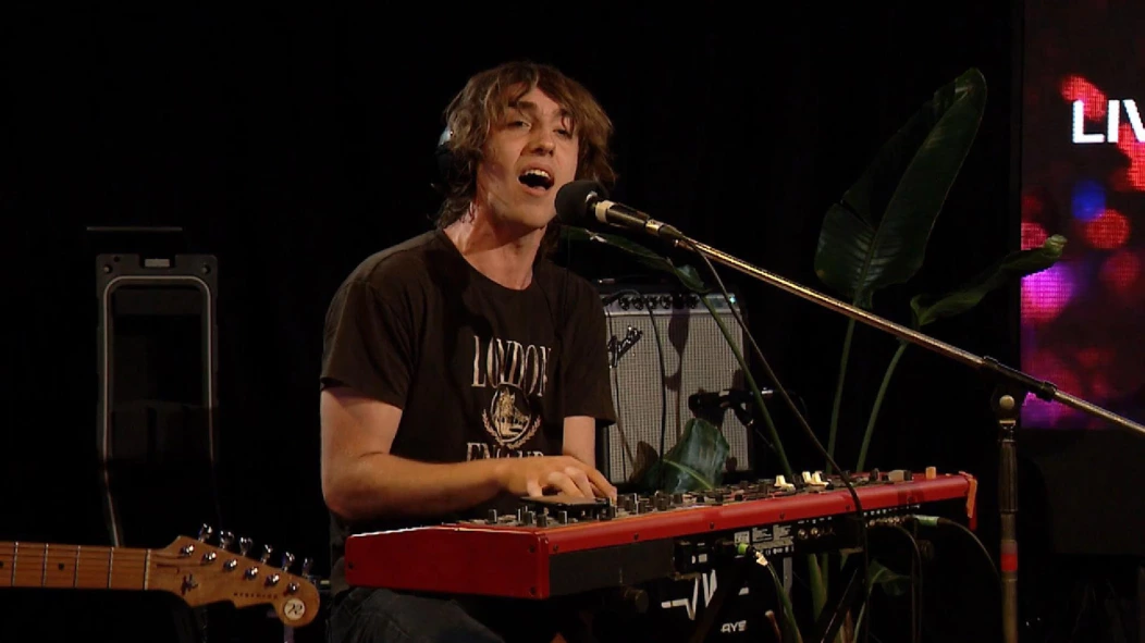 Watch Geese cover New Radicals' "You Get What You Give" for BBC Radio 1