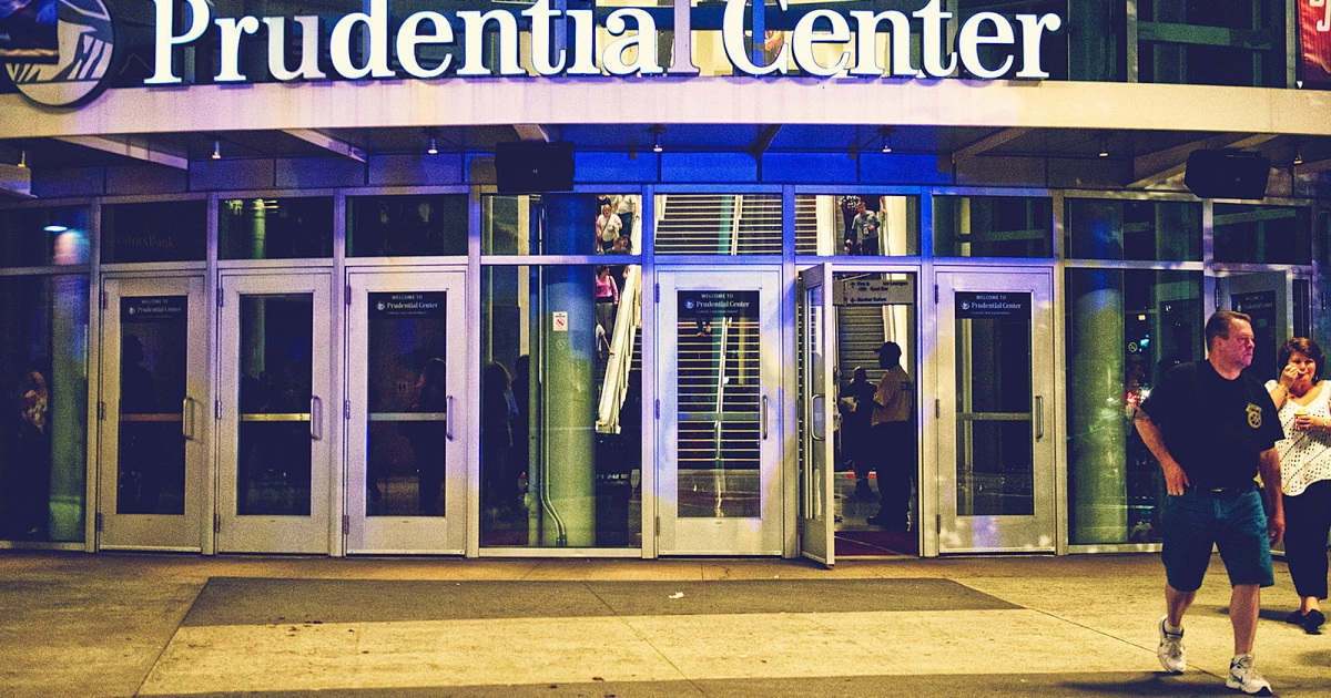 tompetty-prudentialcenter-53.