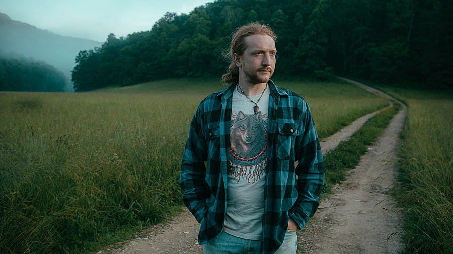 Tyler Childers releasing debut album produced by Sturgill Simpson (listen)