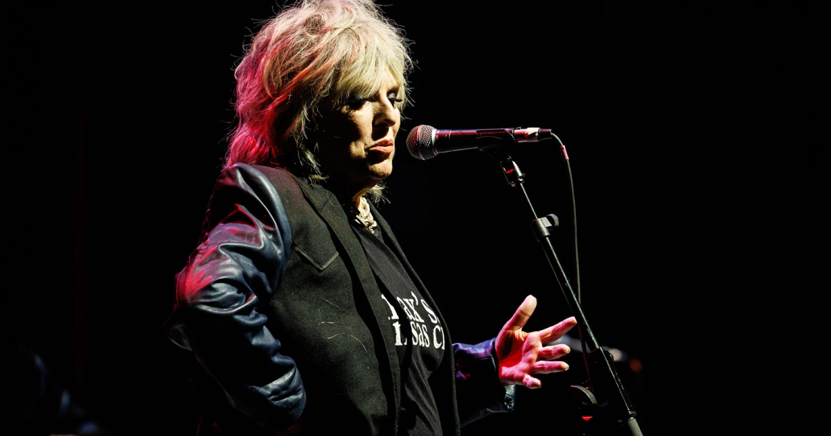 Lucinda Williams announces spring tour