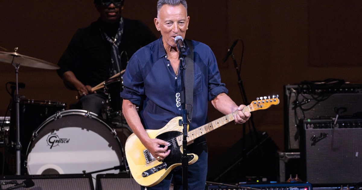 Bruce Springsteen covers "A Rainy Night in Soho" for Shane MacGowan tribute LP ft. Tom Waits, Dropkick Murphys, more