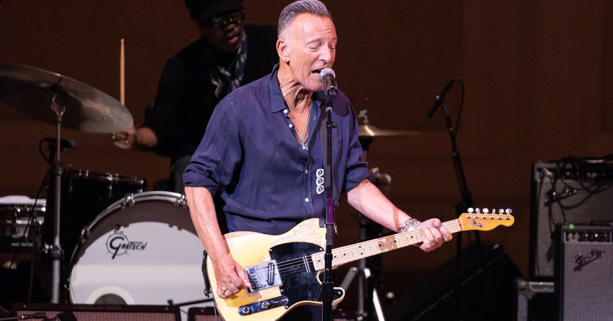 Bruce Springsteen shares anti-ICE/Trump protest song "Streets Of Minneapolis"