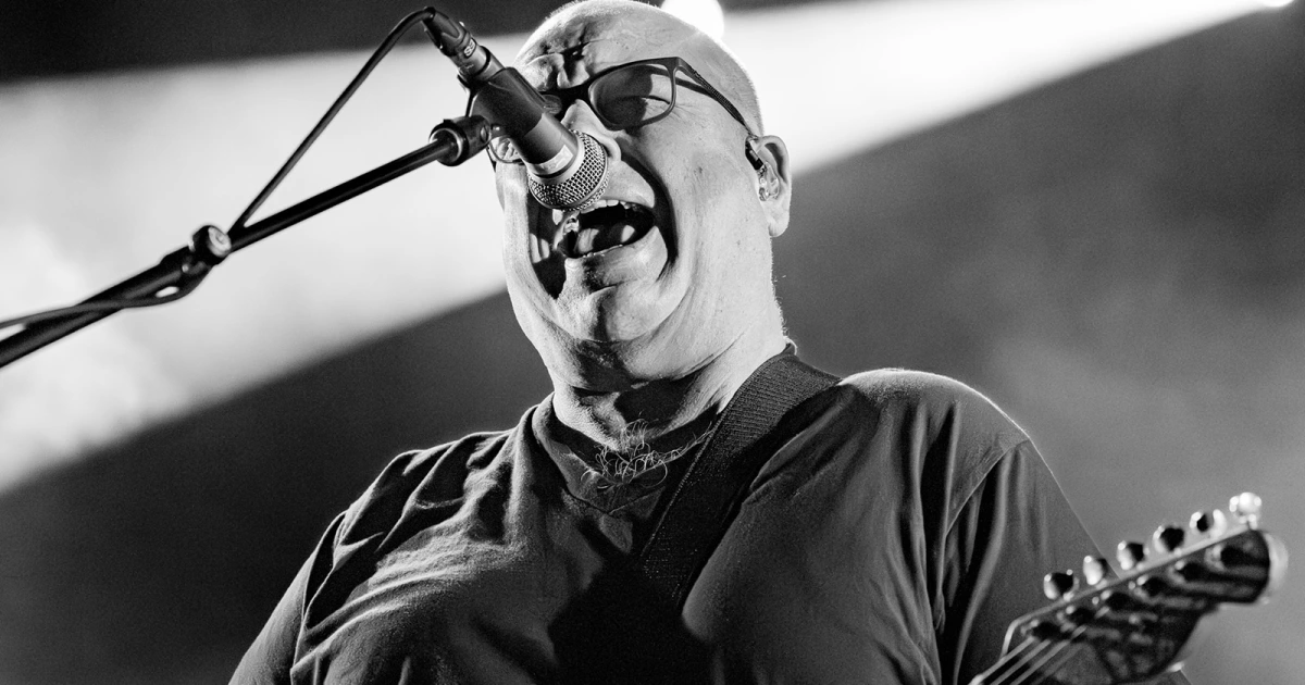 Tour News: Pixies, Coheed & Cambria, Hatebreed, New Pornographers, Wavves, Altin Gun, Jungle, Shilpa Ray, more
