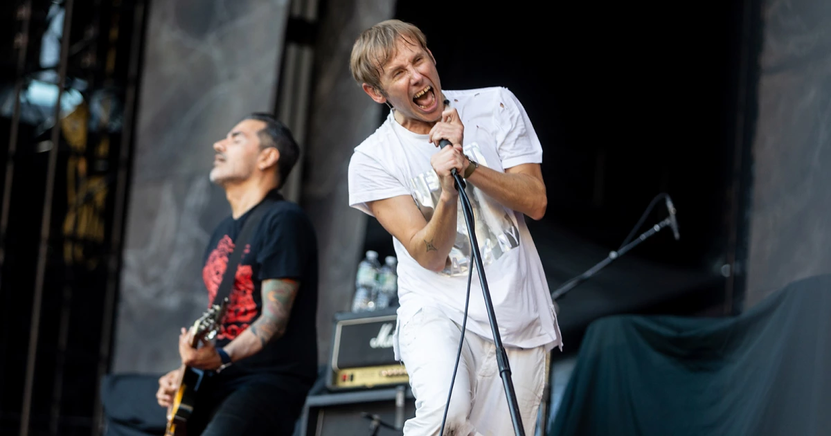 Watch Thursday cover 4 Non Blondes' "What's Up?"