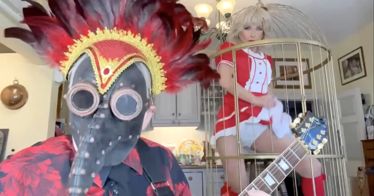 Watch Toyah & Robert Fripp cover Iggy Pop's "Real Wild Child"