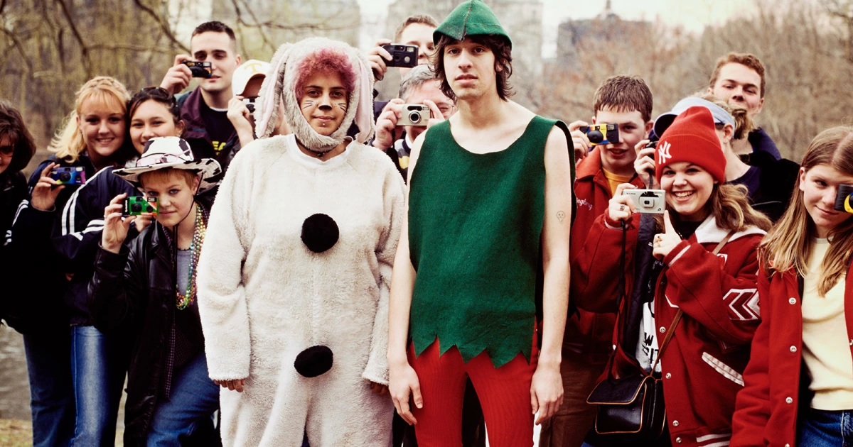 The Moldy Peaches' Kimya Dawson & Adam Green tell us their favorite albums & songs of 2025