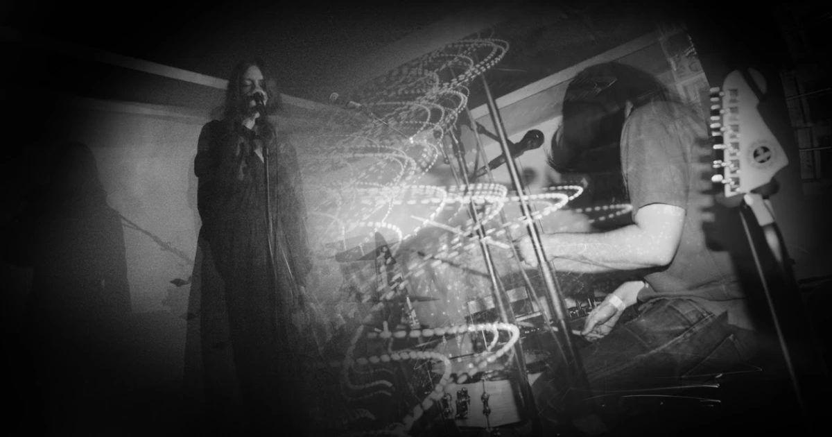 MEMORIALS (Electrelane/Wire) share new song "In the Weeds"