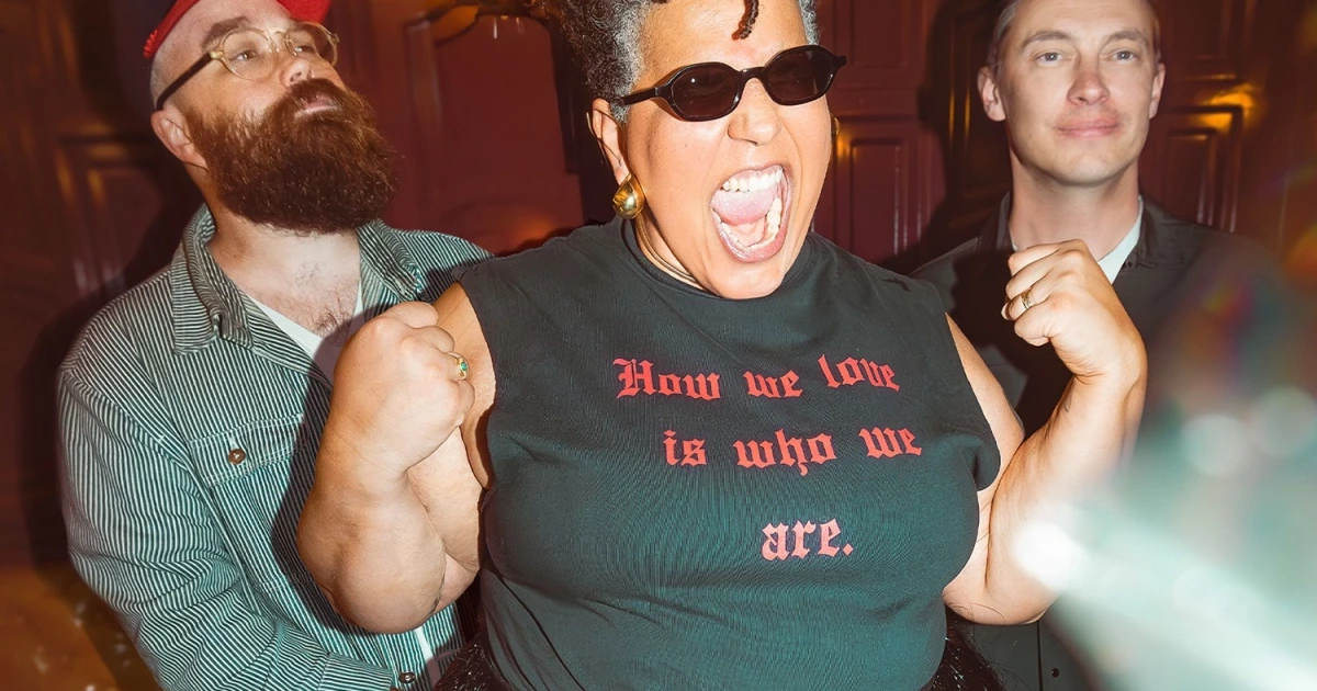 Tour news: Alabama Shakes, Gouge Away opening for Wednesday, Mountain Goats, Thievery Corporation, Cornelia Murr, more