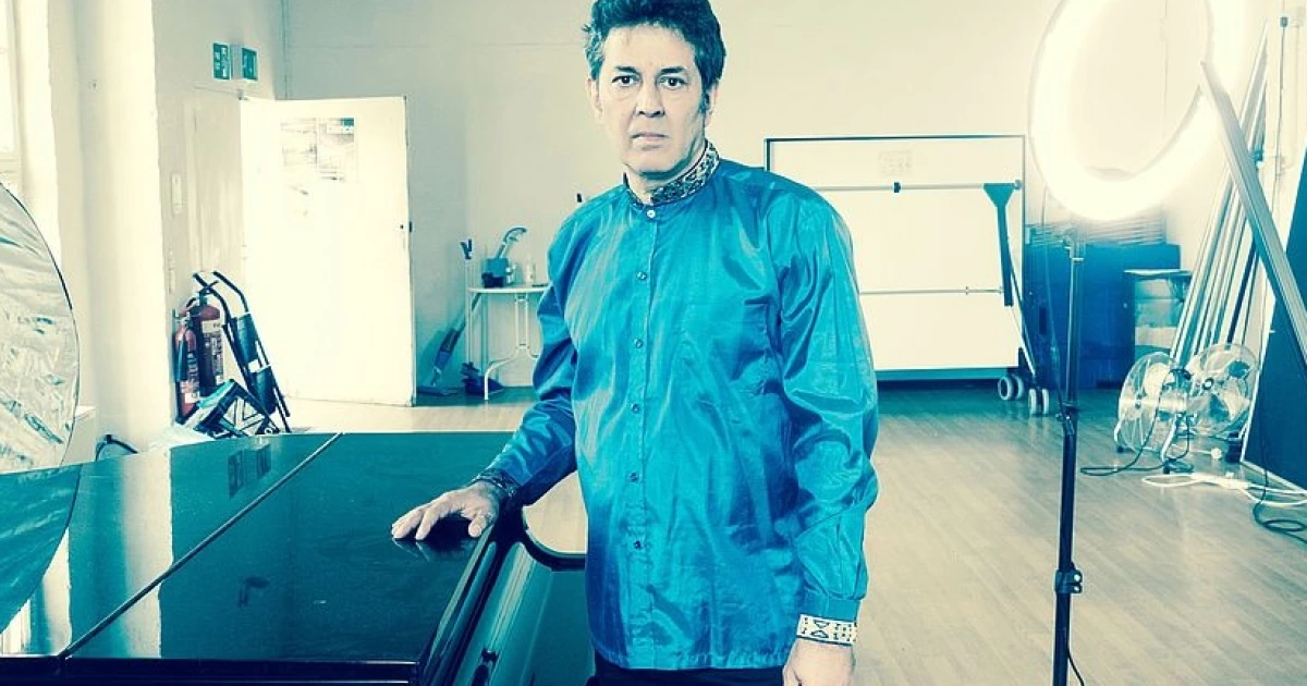 The Monochrome Set announce new album ‘Lotus Bridge,’ share title track