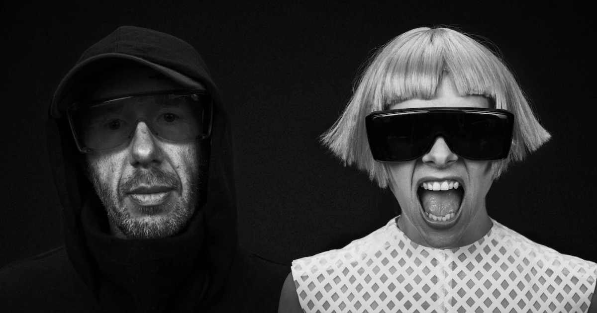TOMORA (Chemical Brothers' Tom Rowlands & AURORA) announce debut album, share "COME CLOSER"