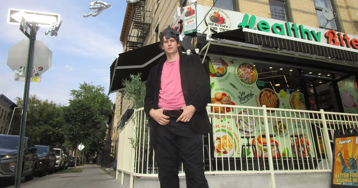 Victoryland playing Baby's All Right w/ sister. & more (stream new LP)