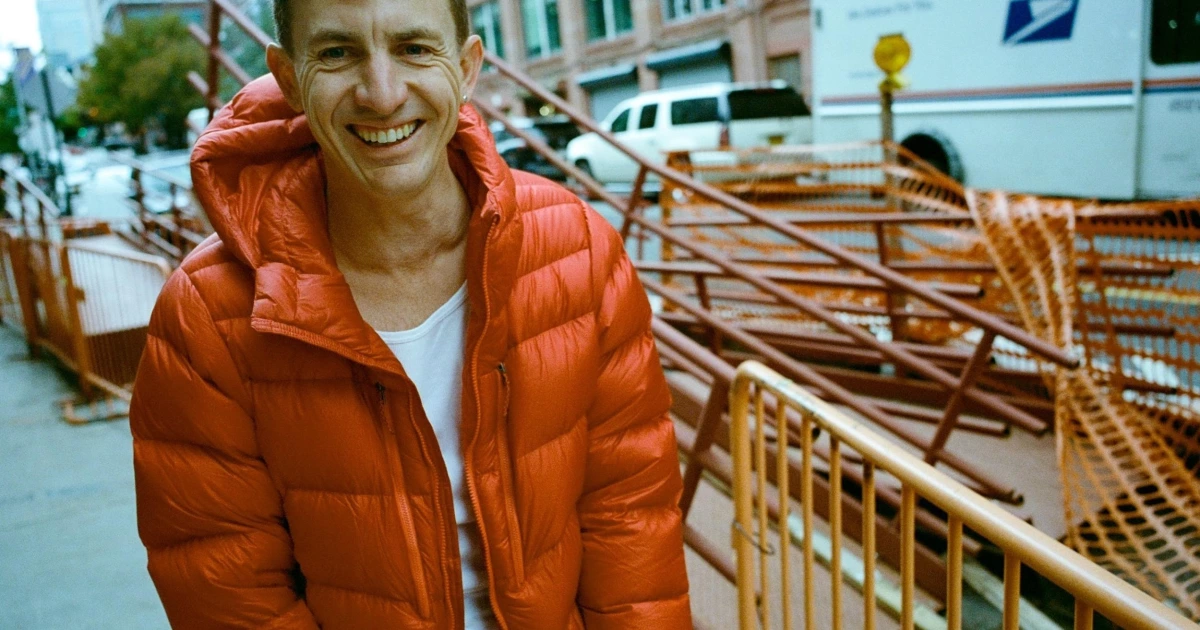 Buck Meek announces solo tour, shares "Can I Mend It?" from new album