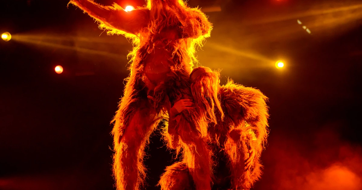 Peaches played Knockdown Center with Model/Actriz (pics, setlist)