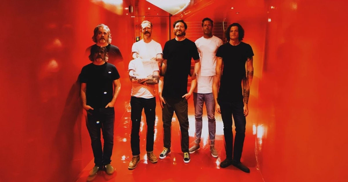 Minus the Bear announce fall 'Menos El Oso' tour with Keep