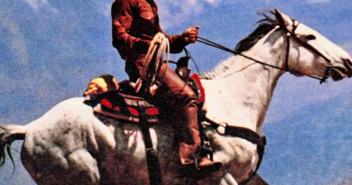 The Strokes detail new Rick Rubin-produced album 'Reality Awaits,' share "Going Shopping"