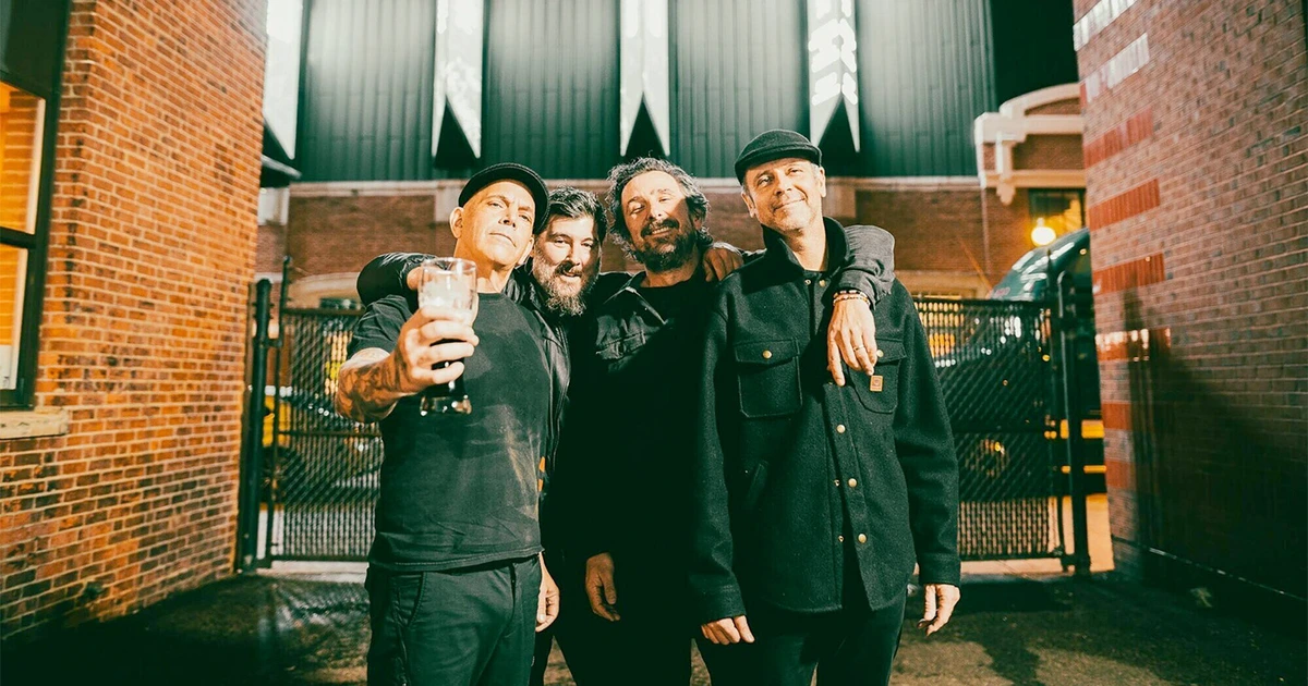 The Bouncing Souls announce new LP & tour with The Suicide Machines (new single & exclusive vinyl)