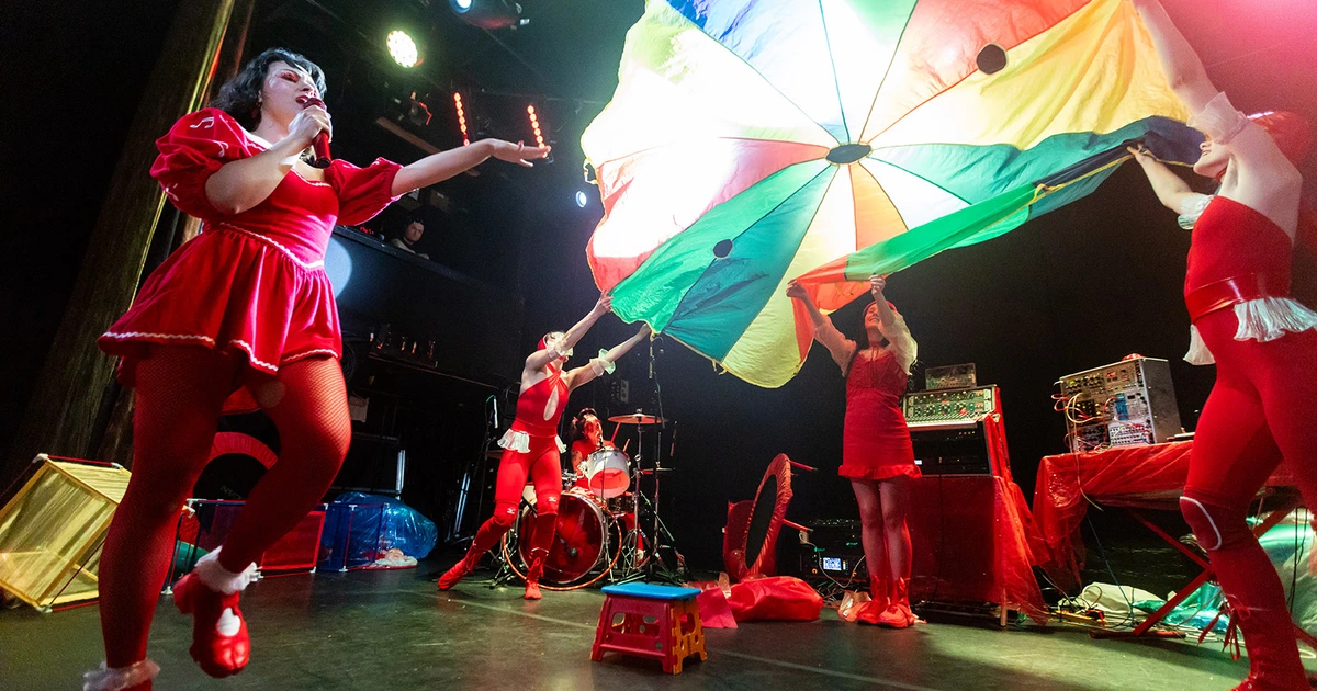 Gelli Haha turned Bowery Ballroom into a Bounce House with whimsical 'Switcheroo' show (pics, video)