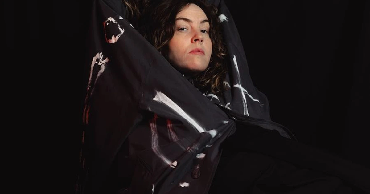 Emma Ruth Rundle announces new album, touring with All Them Wishes ...