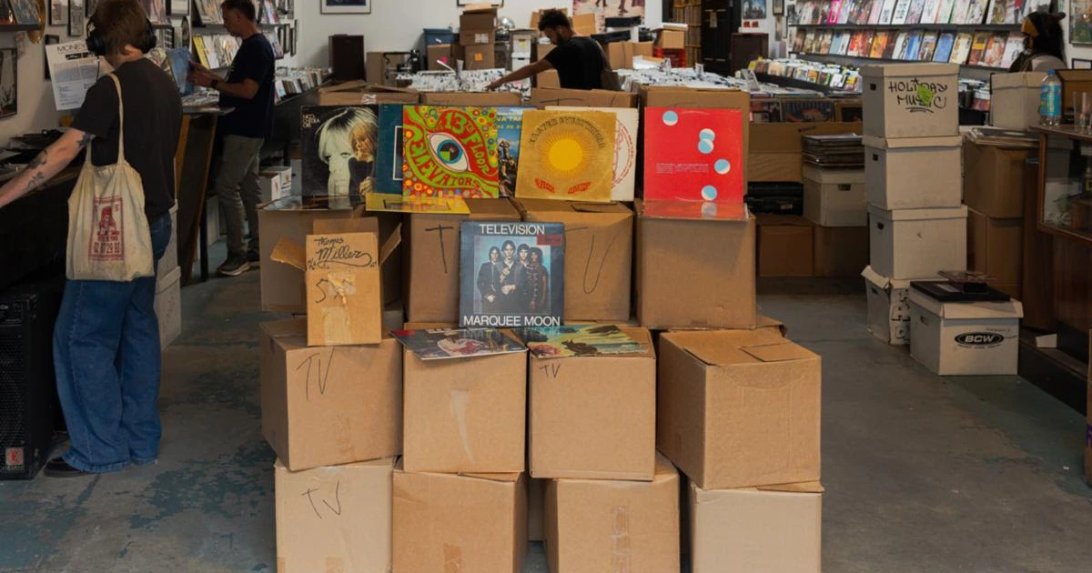 Tom Verlaine's vinyl collection to be sold through Discogs & NYC's Academy Records