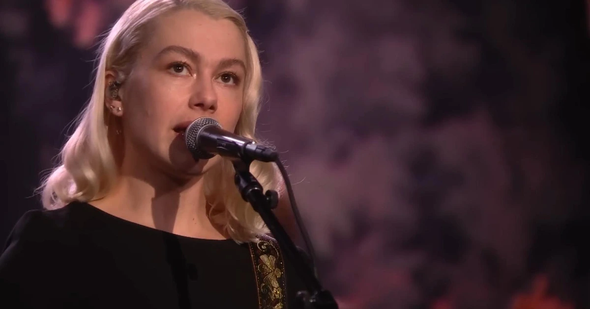 Watch Phoebe Bridgers play 