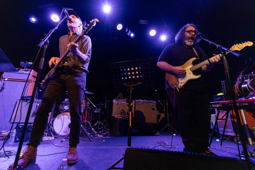 Yo La Tengo with Ernie Brooks at Bowery Ballroom - Hanukkah 2024 night 3