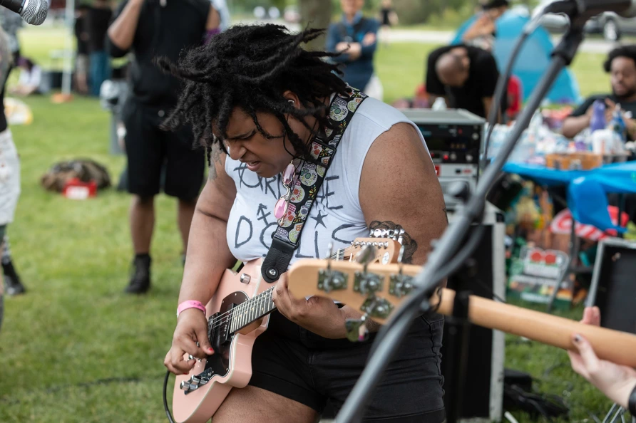 Eevie Echoes & The Locations at Punk Island 2025