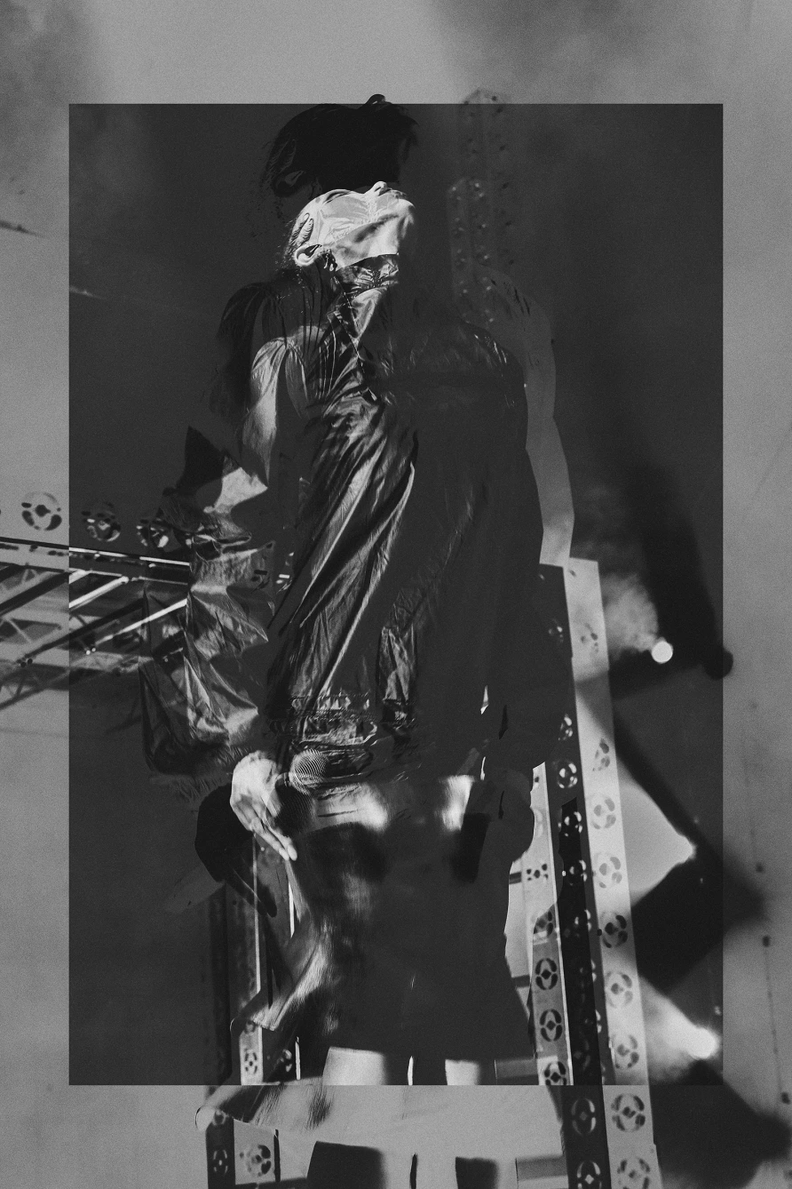 FKA twigs (photo by The Tinfoil Biter)