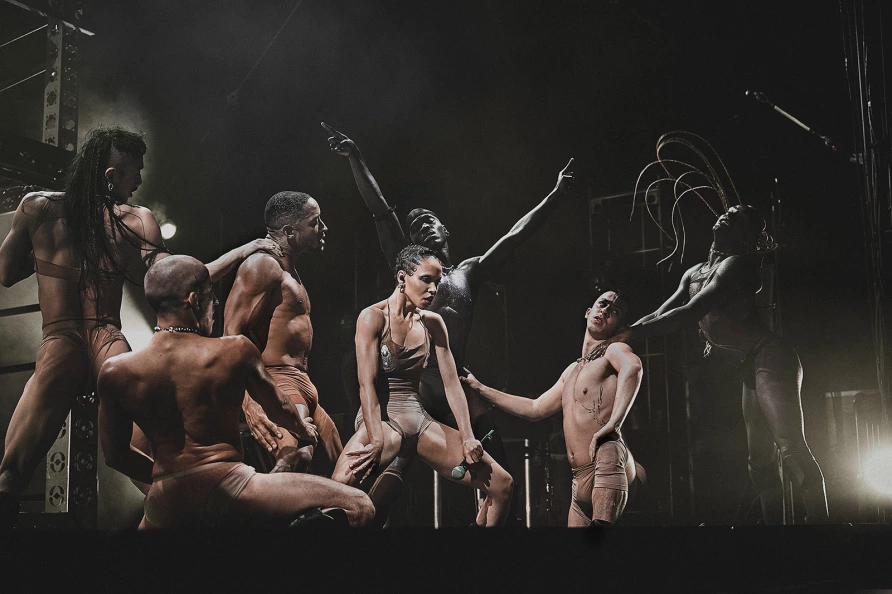 FKA twigs (photo by The Tinfoil Biter)