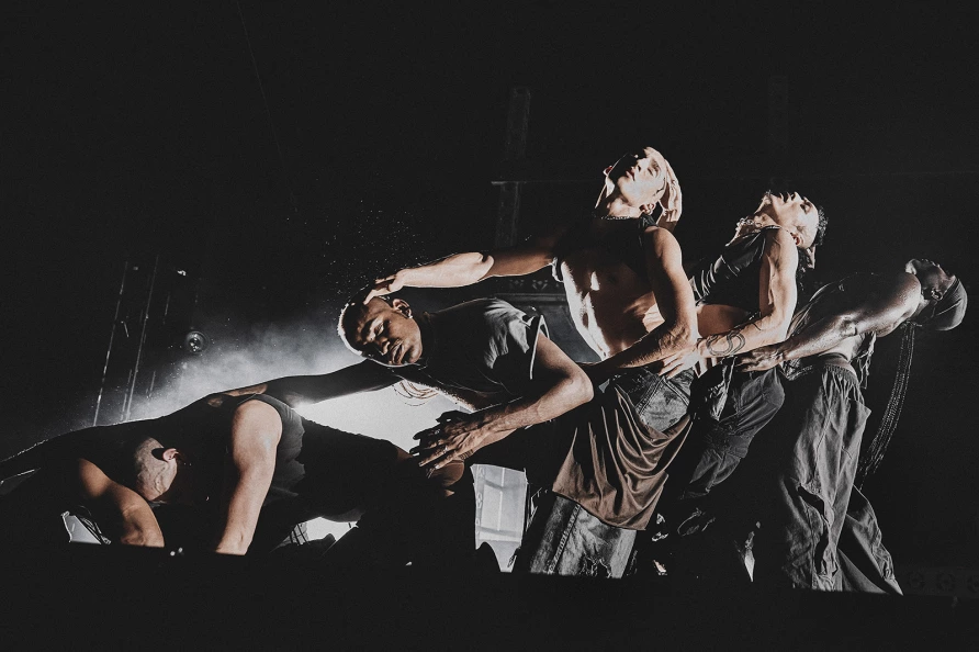 FKA twigs (photo by The Tinfoil Biter)