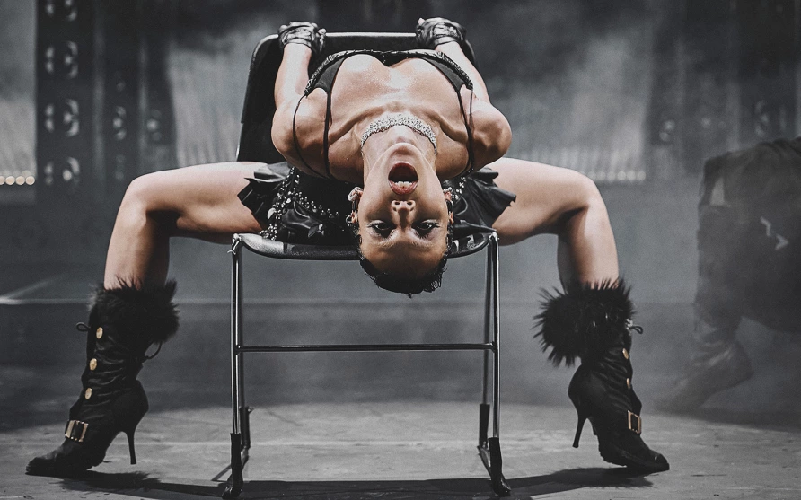 FKA twigs (photo by The Tinfoil Biter)