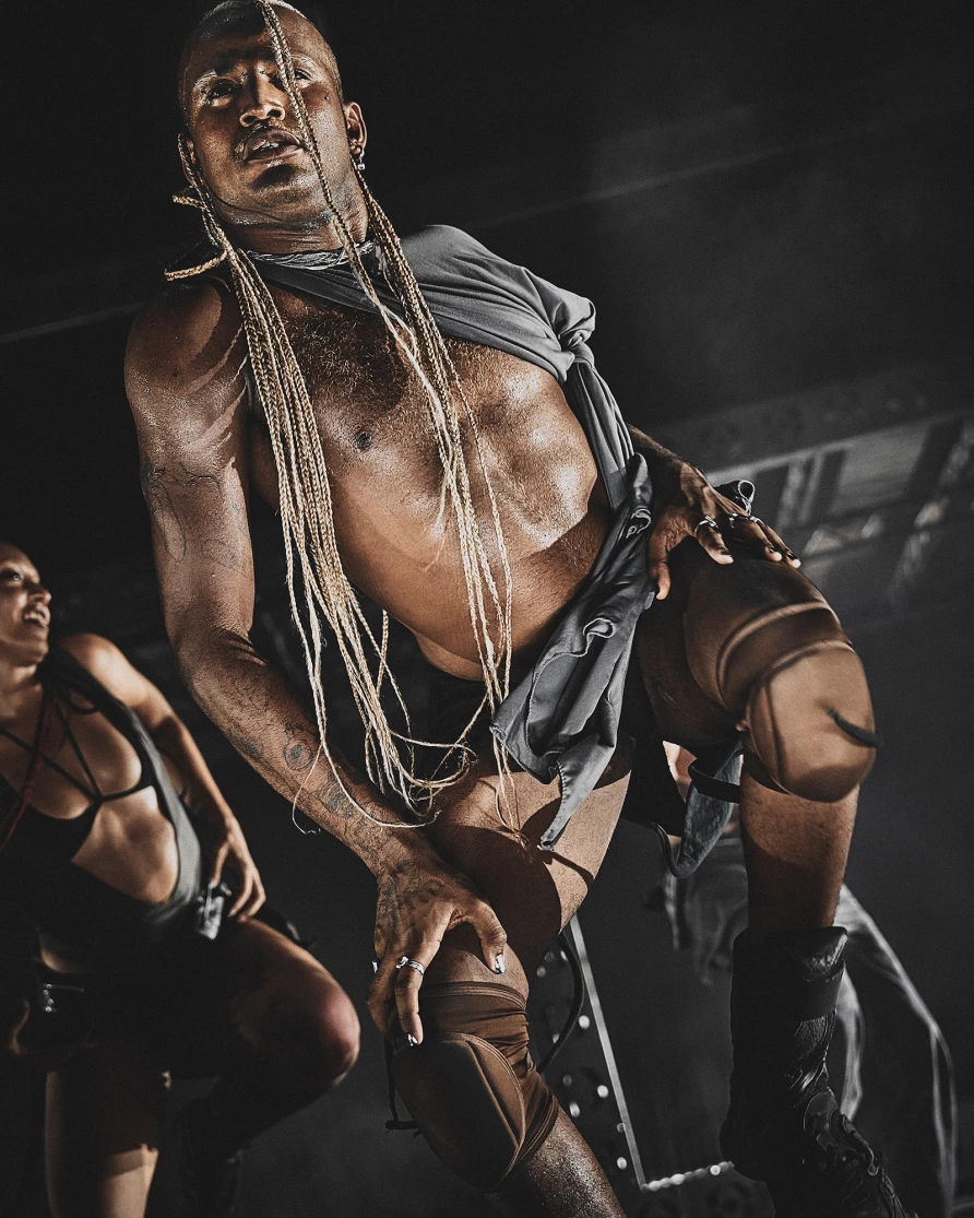 FKA twigs (photo by The Tinfoil Biter)
