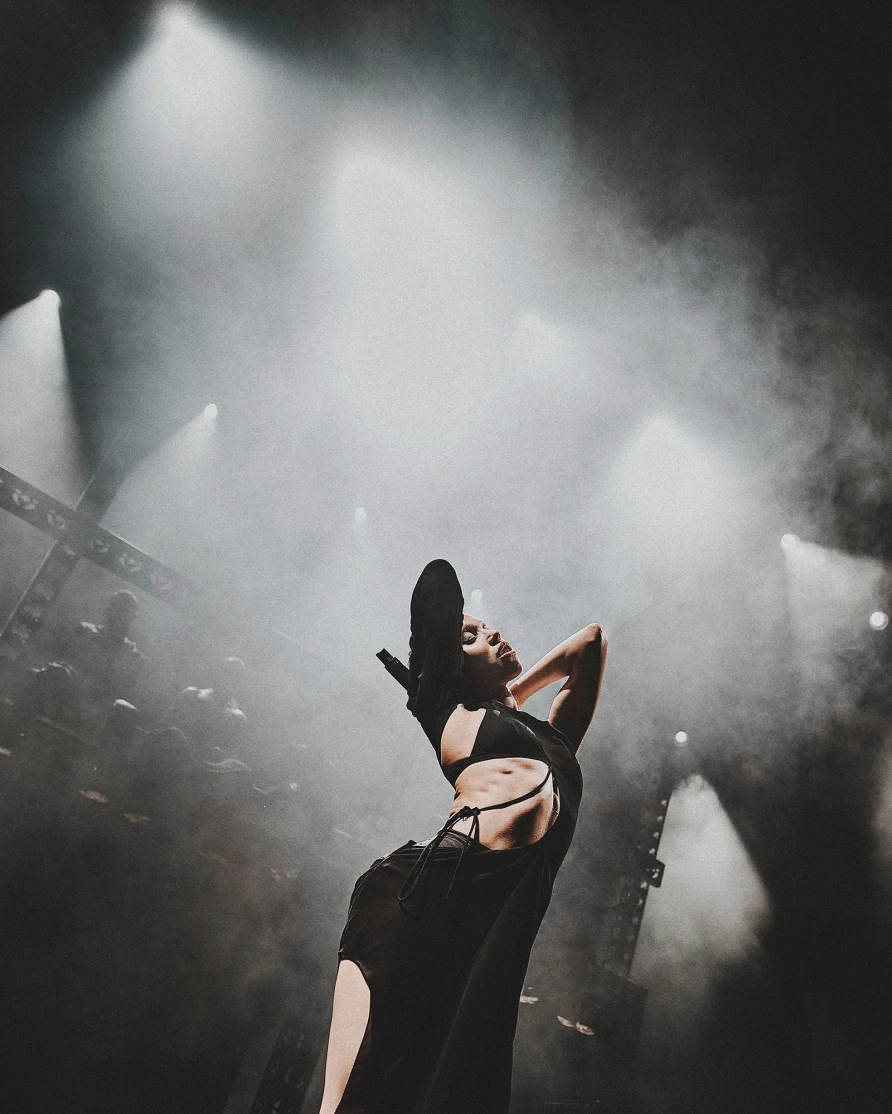 FKA twigs (photo by The Tinfoil Biter)