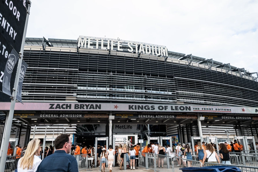 Zach Bryan at MetLife Stadium