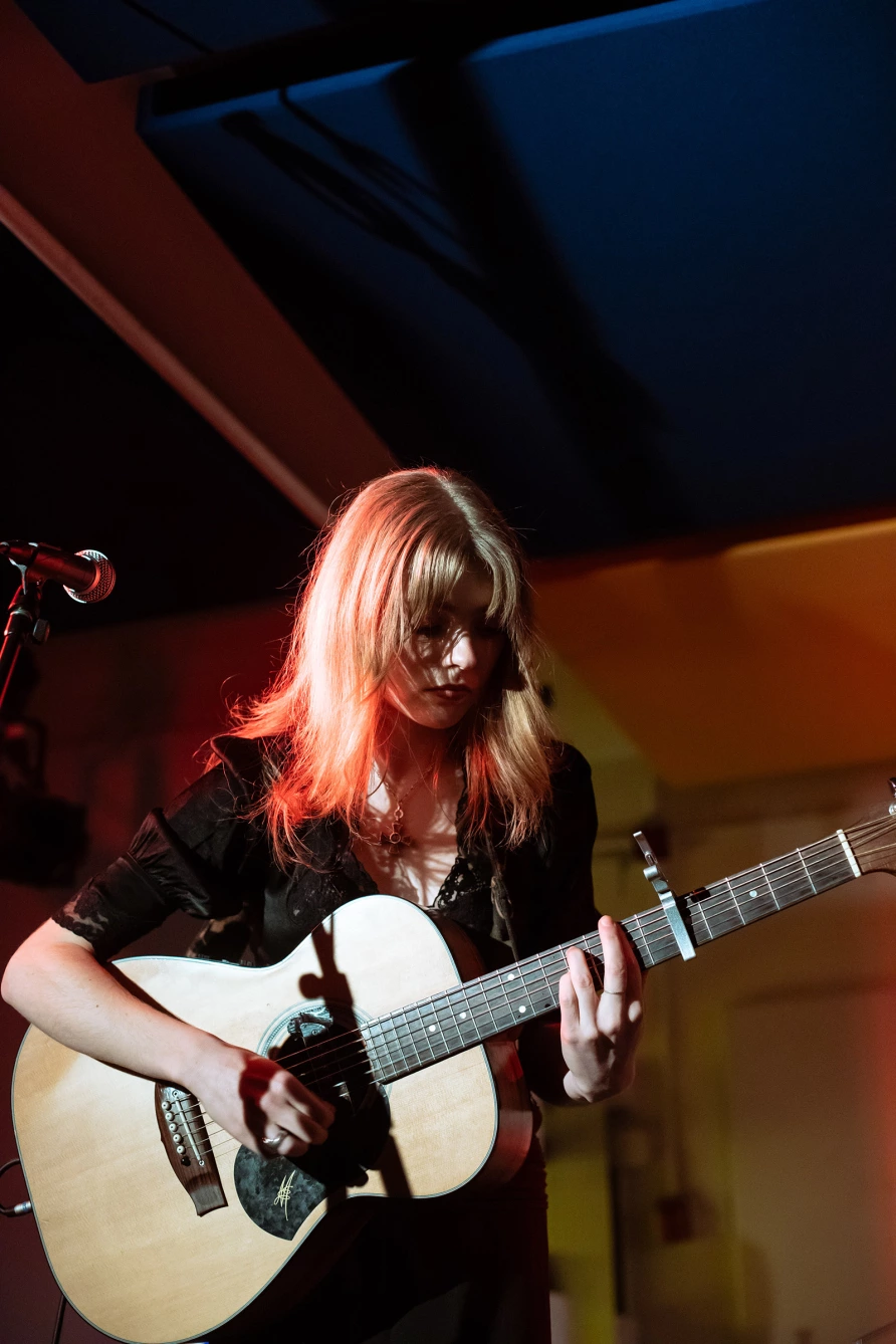 Folk Bitch Trio at Night Club 101
