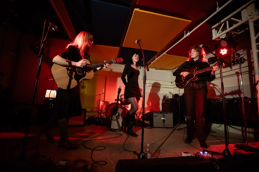 Folk Bitch Trio at Night Club 101