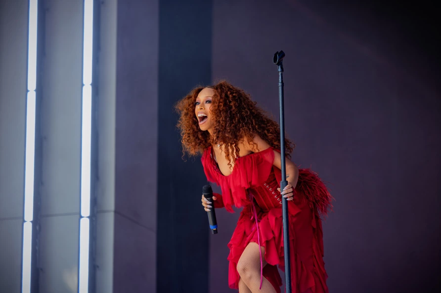 Ravyn Lenae at Lollapalooza 2025