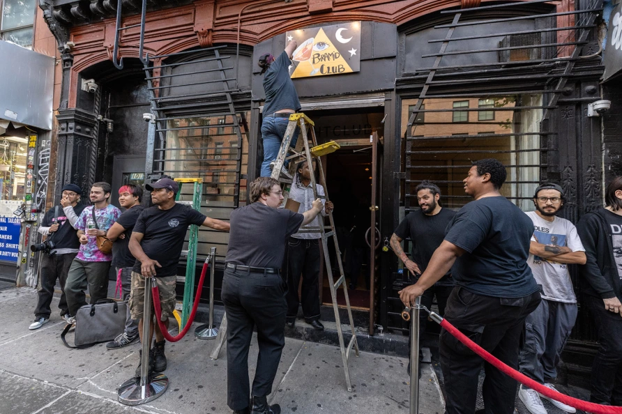 IDLES en el Night Club 101