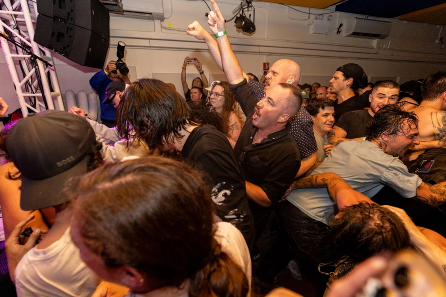 IDLES en el Night Club 101