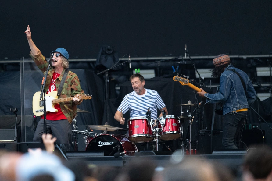 Cast at MetLife Stadium