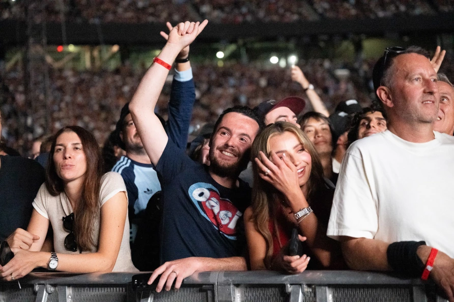 Oasis at MetLife Stadium