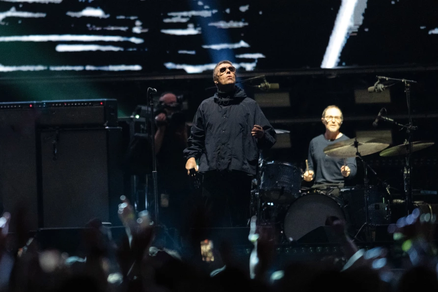 Oasis at MetLife Stadium