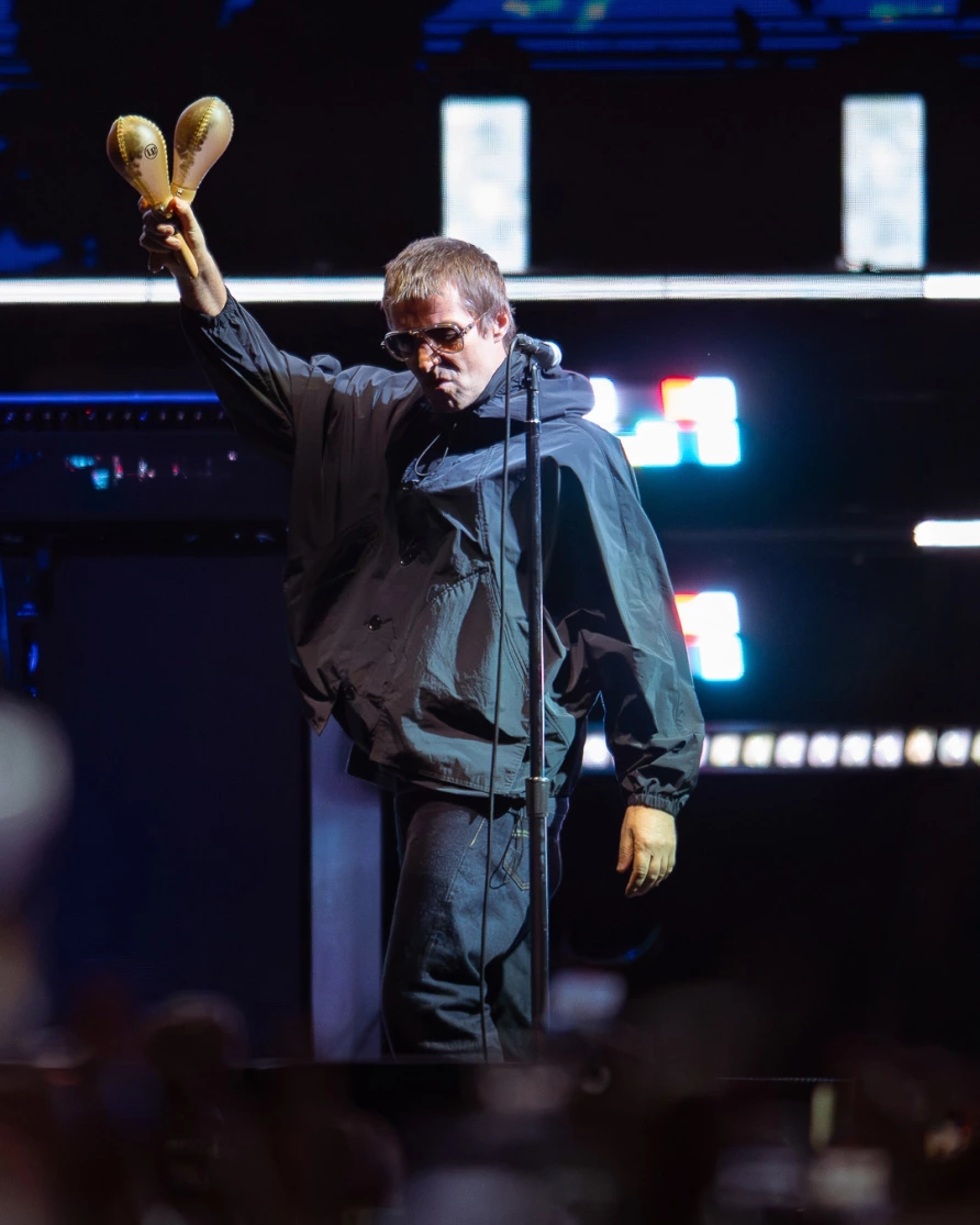 Oasis at MetLife Stadium