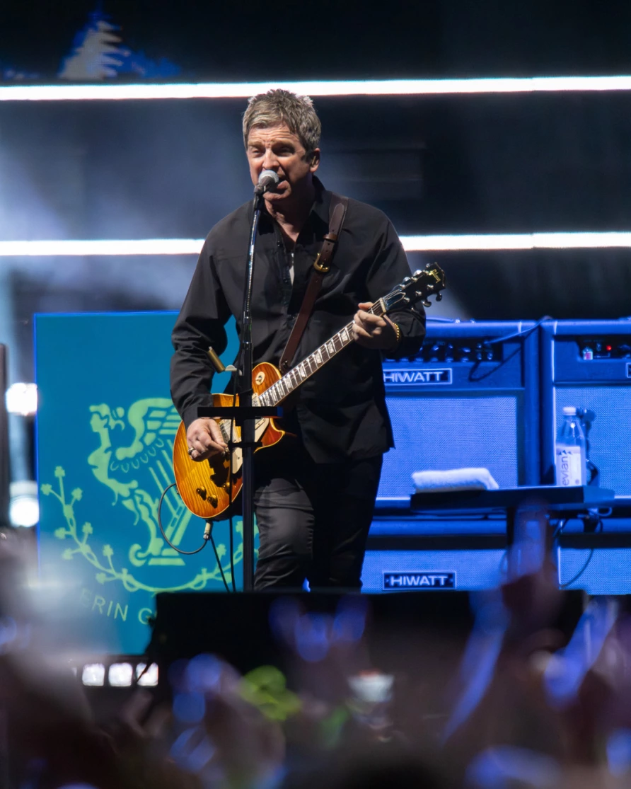 Oasis at MetLife Stadium