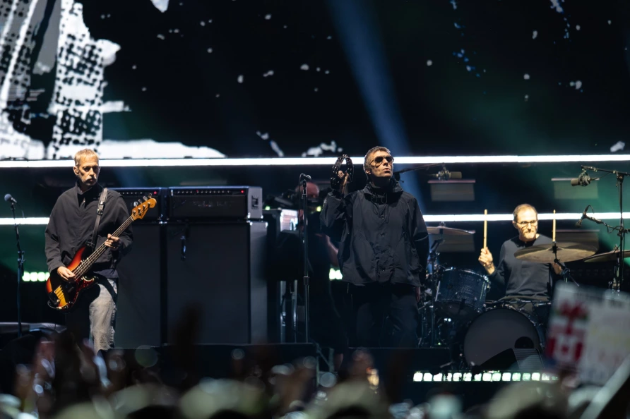 Oasis at MetLife Stadium