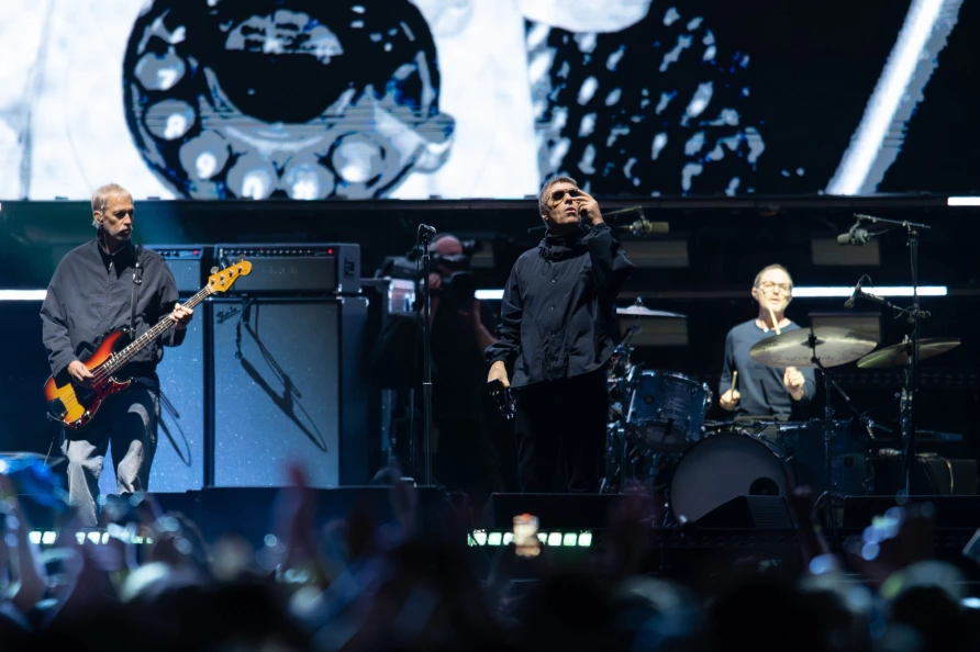 Oasis at MetLife Stadium